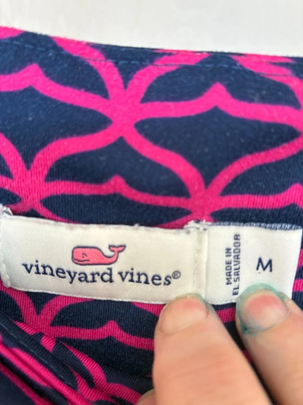 vineyard Vines Size M navy and pink stretch exercise pants
